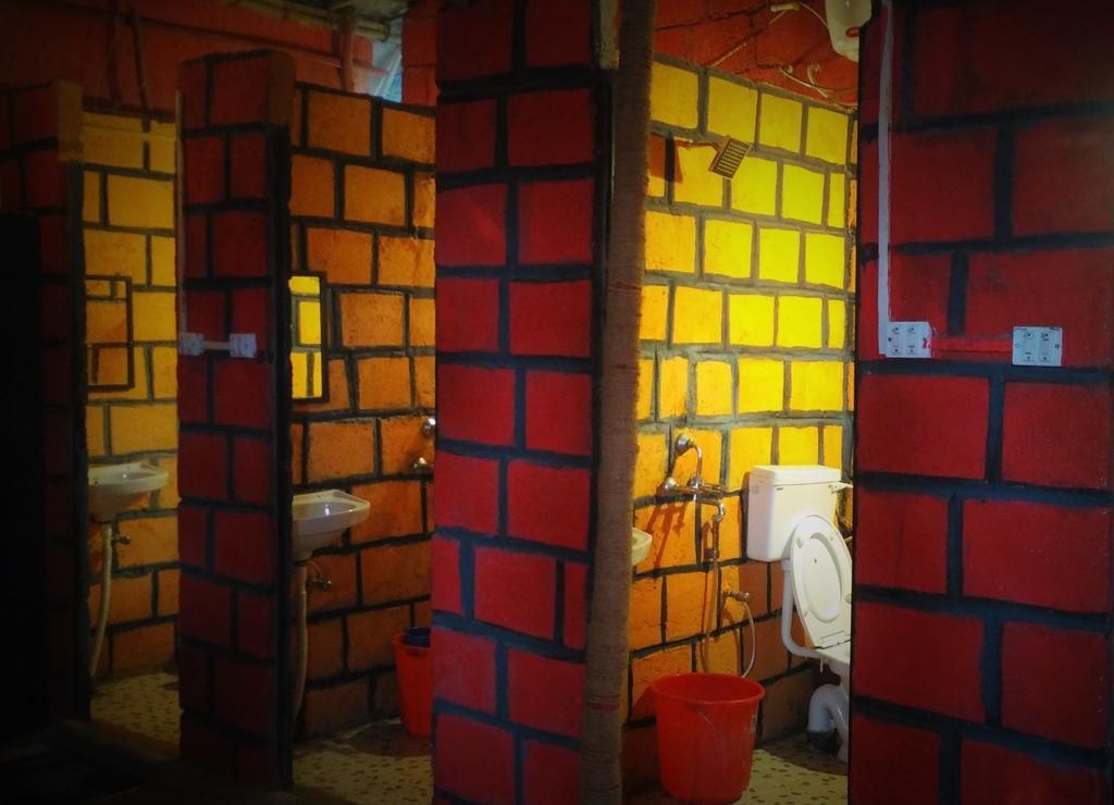 Bricks And Bamboo Hostel Anjuna Dış mekan fotoğraf