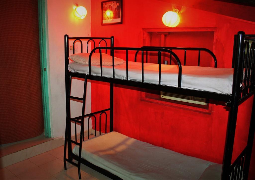 Bricks And Bamboo Hostel Anjuna Dış mekan fotoğraf
