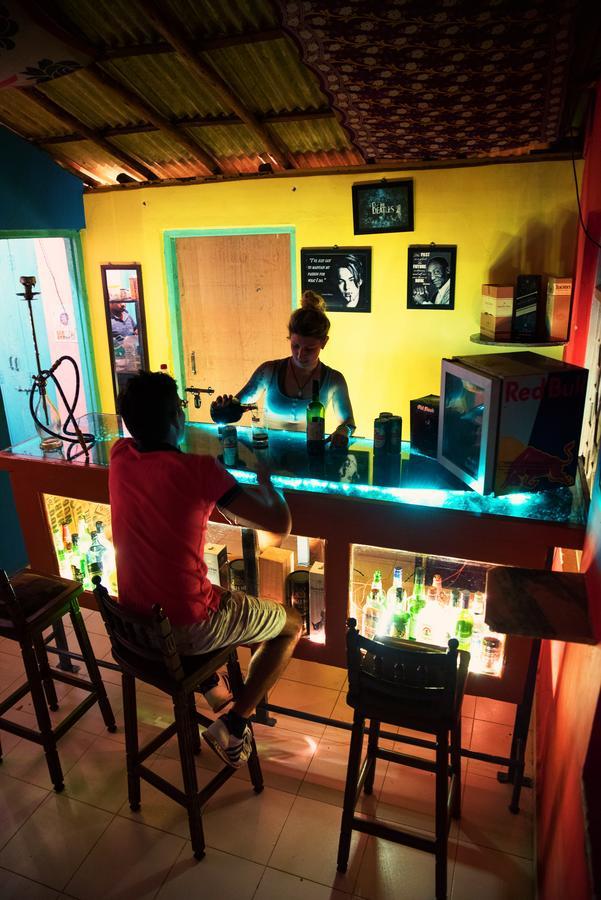 Bricks And Bamboo Hostel Anjuna Dış mekan fotoğraf