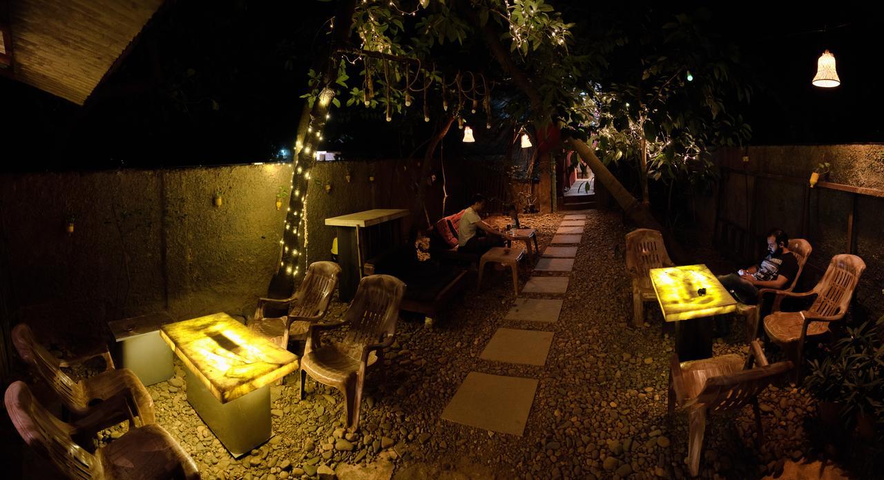 Bricks And Bamboo Hostel Anjuna Dış mekan fotoğraf